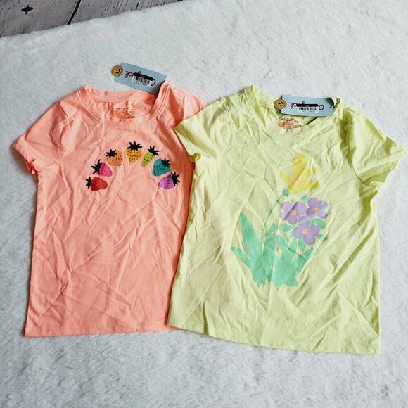 Cat & Jack Girls' Short Sleeve Graphic T-Shirt Bundle, set of 2 (xsmall) 4KIDN-R - Picture 3 of 8